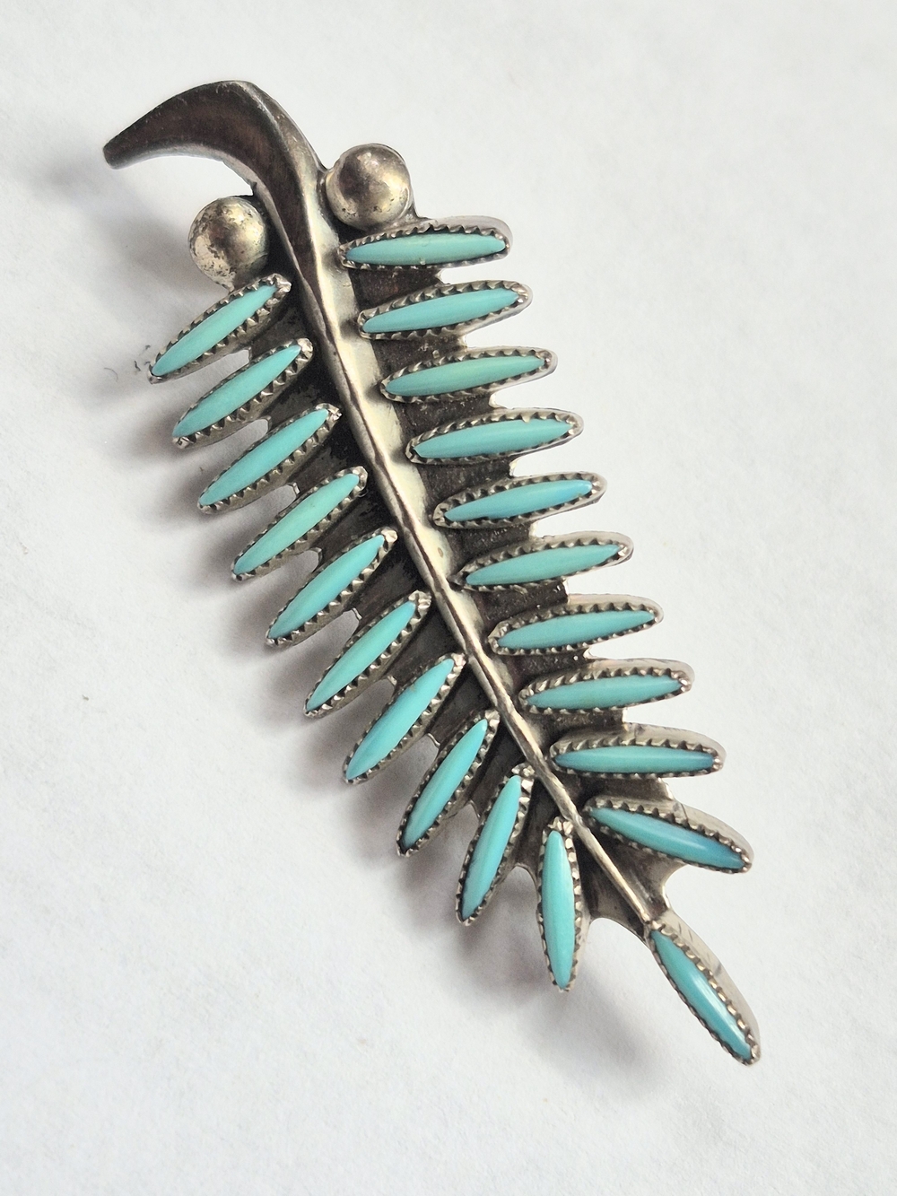 Vintage Zuni Turquoise Needlepoint Leaf Pin Brooch Pendant Signed EBW